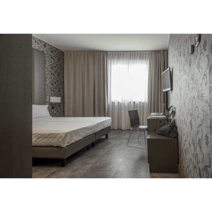 Pedrali - Kuadra 1328 Kufenstuhl - Schwarz Pedrali - Kuadra 1328 Kufenstuhl - Schwarz