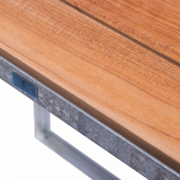 Jan Kurtz - Jever Tisch Jan Kurtz - Jever Tisch