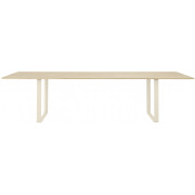 Muuto - 70/70 Tisch Eiche massiv 295x108 cm - Eiche massiv / Sand