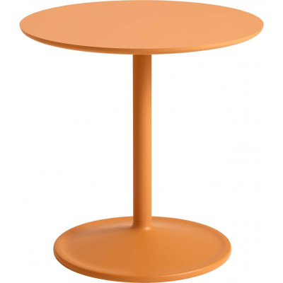 Muuto - Soft Beistelltisch  Ø48 cm - H48 / Orange -  Laminat Muuto - Soft Beistelltisch  Ø48 cm - H48 / Orange -  Laminat