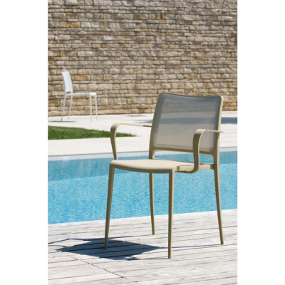 Pedrali - Mya 706/2 Tecnica Armlehnstuhl Pedrali - Mya 706/2 Tecnica Armlehnstuhl