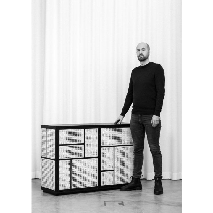 Design House Stockholm - Air Vitrine Design House Stockholm - Air Vitrine