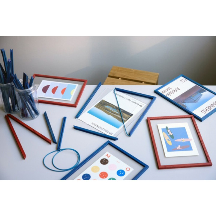 Moebe - Frame Bilderrahmen Birke Rot Moebe - Frame Bilderrahmen Birke Rot