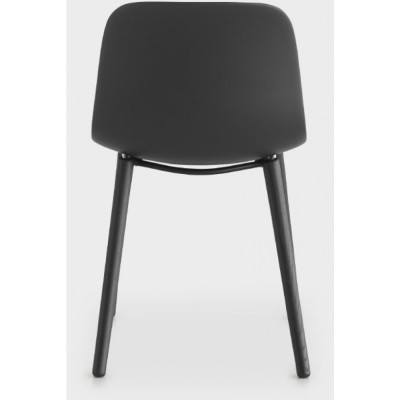 La Palma - Seela Stuhl schwarz lackiert mit Beinen aus schwarzem Holz La Palma - Seela Stuhl schwarz lackiert mit Beinen aus schwarzem Holz