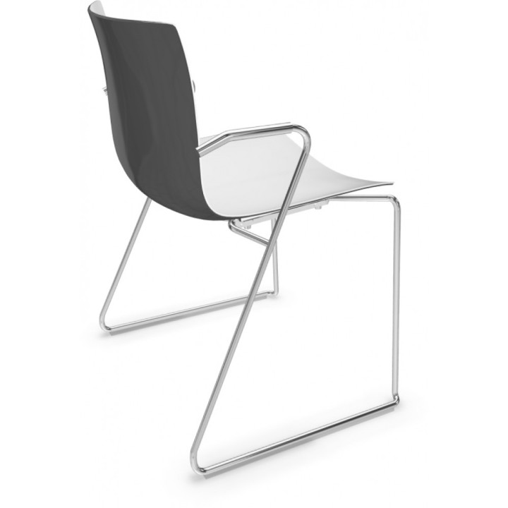 Arper - Catifa 46 0287 Armlehnen-Kufenstuhl zweifarbig - Weiß-Anthrazit Arper - Catifa 46 0287 Armlehnen-Kufenstuhl zweifarbig - Weiß-Anthrazit