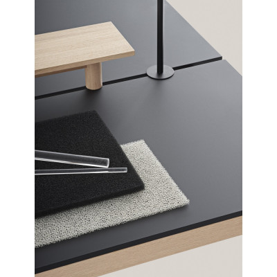 Muuto - Linear montierte Tischleuchte 209 cm Muuto - Linear montierte Tischleuchte 209 cm