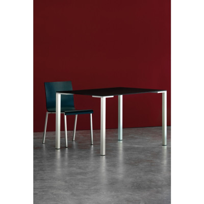 Pedrali - Kuadra XL 2411 Stuhl Pedrali - Kuadra XL 2411 Stuhl