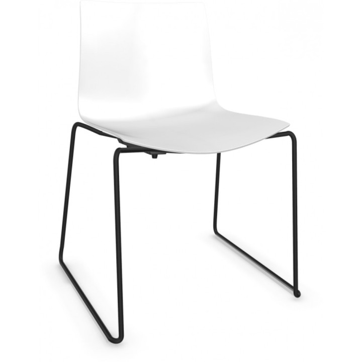Arper - Catifa 46 0278 Kufenstuhl einfarbig - Weiß | Schwarz Arper - Catifa 46 0278 Kufenstuhl einfarbig - Weiß | Schwarz