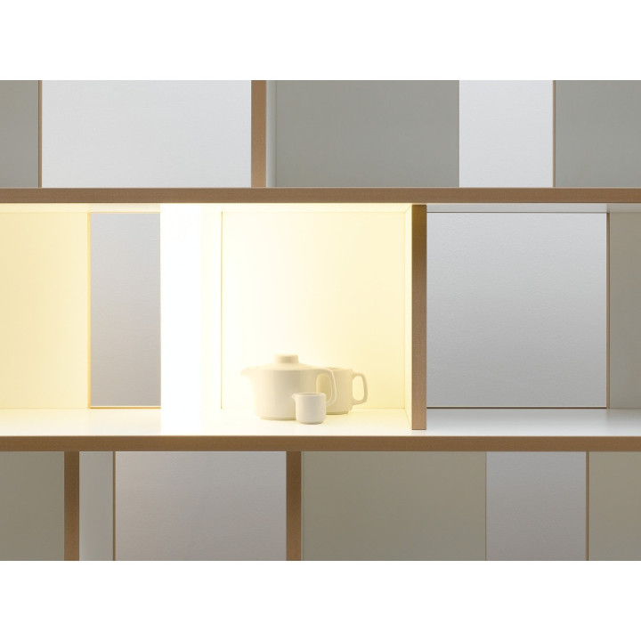 Tojo - Leuchte für Stell Regal Tojo - Leuchte für Stell Regal