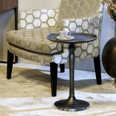 Lambert - Lotus Beistelltisch Lambert - Lotus Beistelltisch