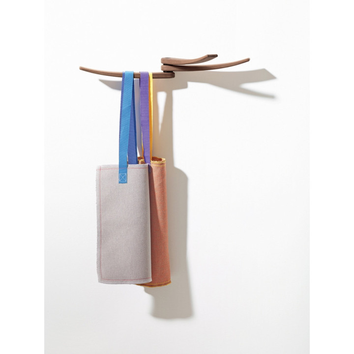 Arper - Wing Wandgarderobe Arper - Wing Wandgarderobe