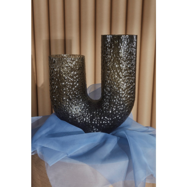 AYTM - Arura High Vase Schwarz AYTM - Arura High Vase Schwarz