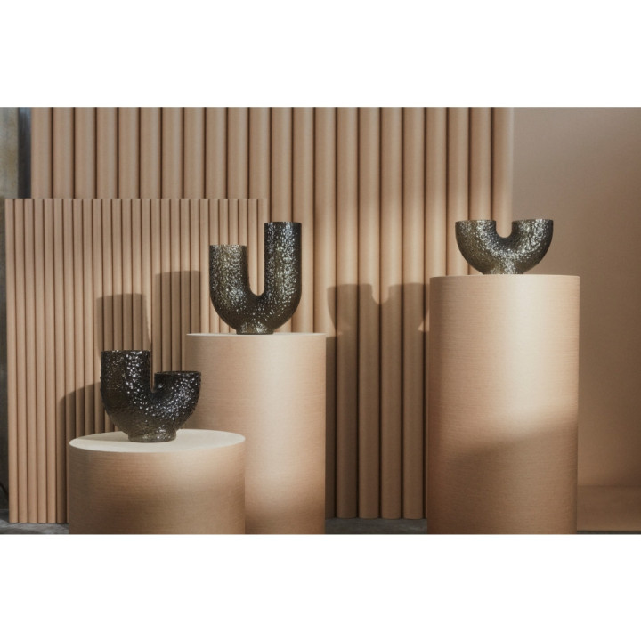 AYTM - Arura Low Vase Schwarz AYTM - Arura Low Vase Schwarz