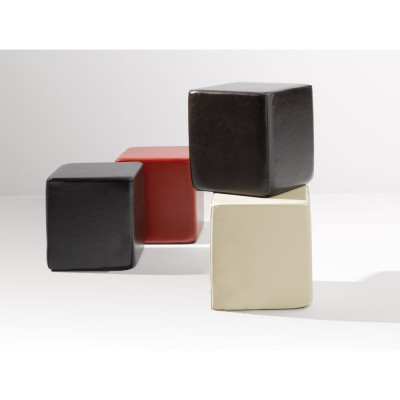 Jan Kurtz - Sitting Sitzwürfel Jan Kurtz - Sitting Sitzwürfel