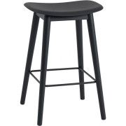 Muuto - Fiber Barhocker mit Holzgestell