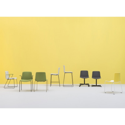 Pedrali - Tweet 897 Kufenstuhl Pedrali - Tweet 897 Kufenstuhl