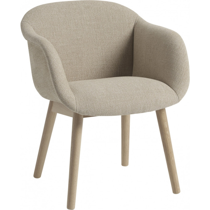 Muuto - Fiber Soft Chair mit Holzgestell