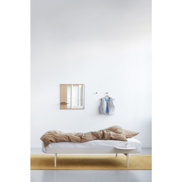 Moebe - Mirror With A Shelf Spiegel Moebe - Mirror With A Shelf Spiegel