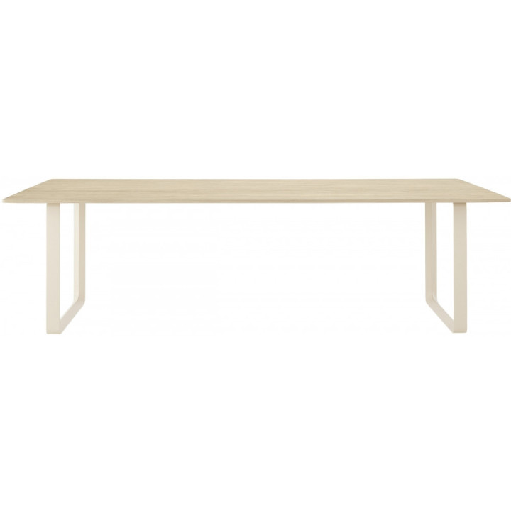 Muuto - 70/70 Tisch Eiche massiv 255x108 cm Muuto - 70/70 Tisch Eiche massiv 255x108 cm