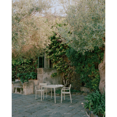 New Works - May Armlehnstuhl New Works - May Armlehnstuhl