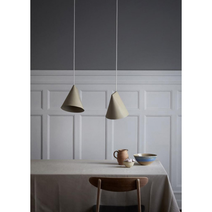 Moebe - Ceramic Pendelleuchte Ø 23 cm Moebe - Ceramic Pendelleuchte Ø 23 cm
