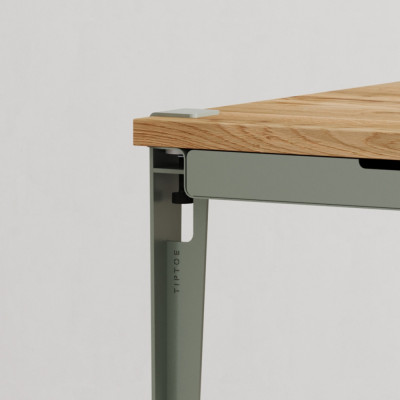 TIPTOE - Monochrome Schreibtisch aus recyceltem Altholz TIPTOE - Monochrome Schreibtisch aus recyceltem Altholz