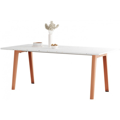 TIPTOE - New Modern Tisch recycelter Kunststoff TIPTOE - New Modern Tisch recycelter Kunststoff