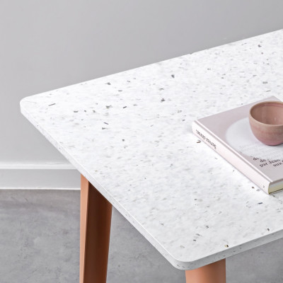 TIPTOE - New Modern Tisch recycelter Kunststoff TIPTOE - New Modern Tisch recycelter Kunststoff