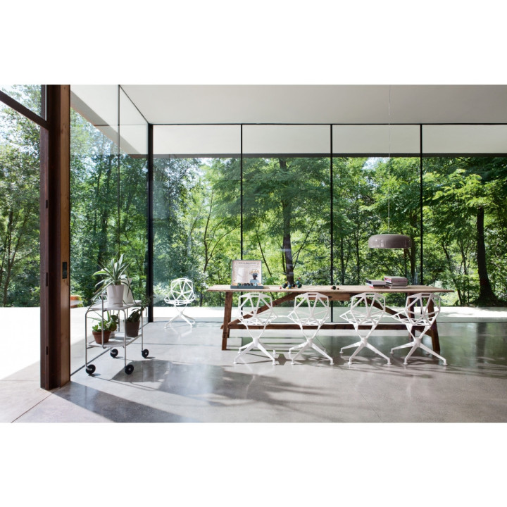 Magis - Transit Trolley Magis - Transit Trolley